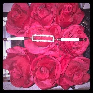 Bracelet white faux leather, rose Gold, diamonds